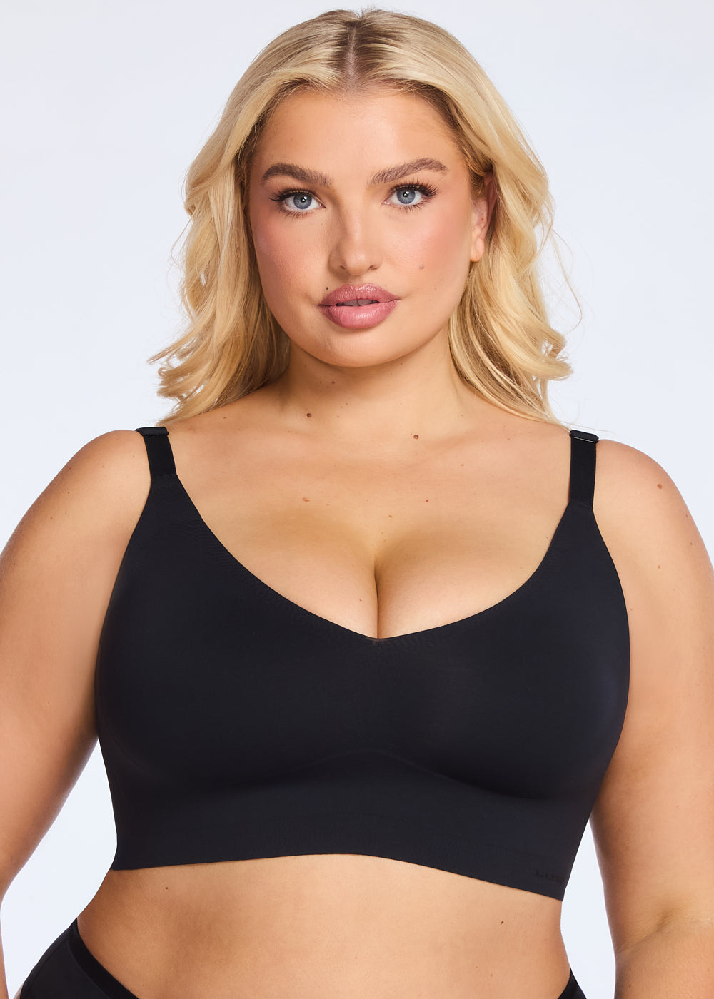 Soutien-gorge sans fil à encolure en V ajustable